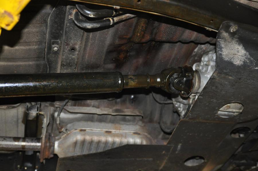 Детали экстерьера Toyota Land Cruiser 60 (FJ60) 1984 года  (NA) (фото 218 из 251)